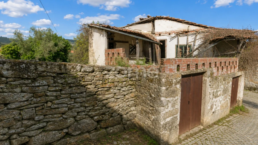 Moradia T2 para Venda em Santa Valha