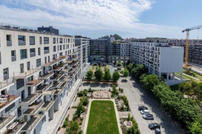 Apartamento T2 para Arrendamento em Campanhã