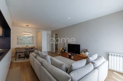 Apartamento T2 para Arrendamento em Campanhã