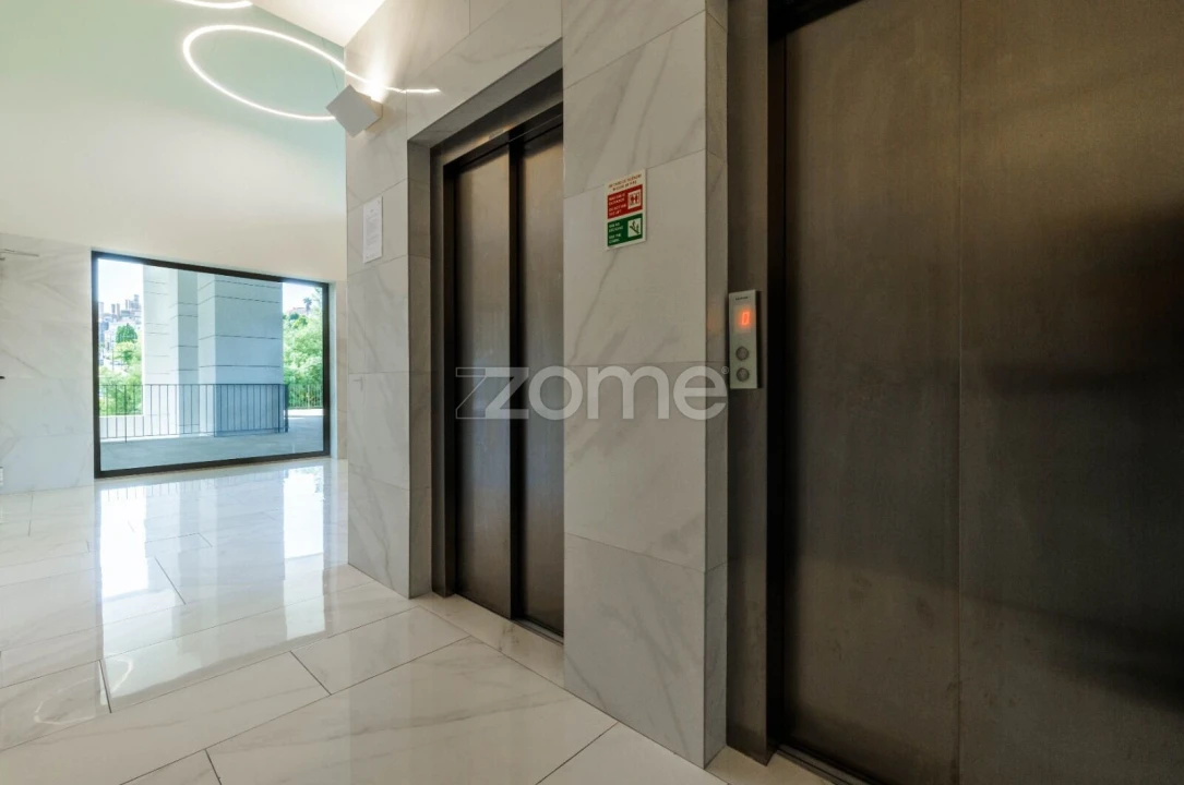 Apartamento T2 para Arrendamento em Campanhã Foto 8