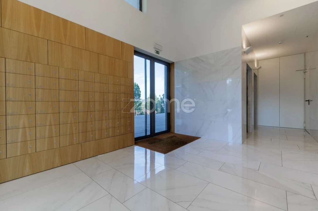 Apartamento T2 para Arrendamento em Campanhã Foto 7