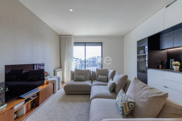 Apartamento T2 para Arrendamento em Campanhã Foto 10