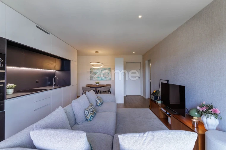 Apartamento T2 para Arrendamento em Campanhã Foto 11