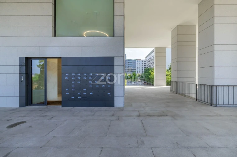 Apartamento T2 para Arrendamento em Campanhã Foto 6