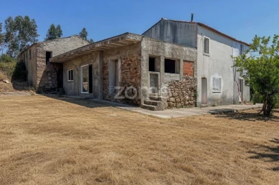 Moradia T5 para Venda em São Miguel, Santa Eufémia e Rabaçal
