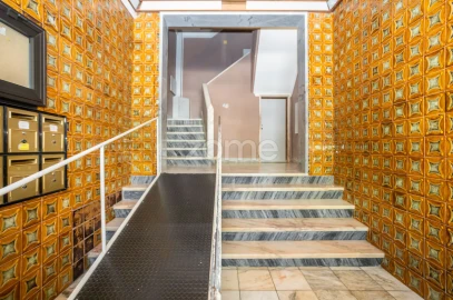 Apartamento T3 para Venda em Laranjeiro e Feijó