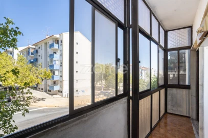 Apartamento T3 para Venda em Laranjeiro e Feijó