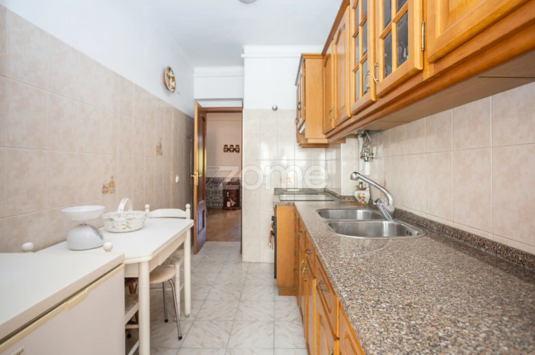 Apartamento T3 para Venda em Laranjeiro e Feijó Foto 11