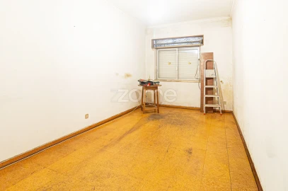 Apartamento T3 para Venda em Corroios