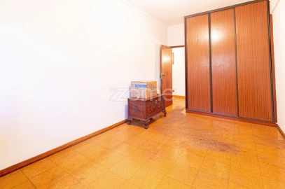 Apartamento T3 para Venda em Corroios