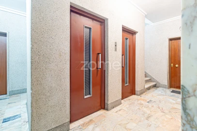 Apartamento T3 para Venda em Corroios