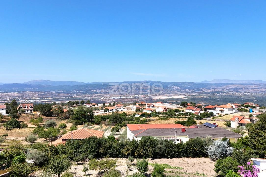 Moradia T4 para Venda em Santo Antonio de Monforte Foto 12