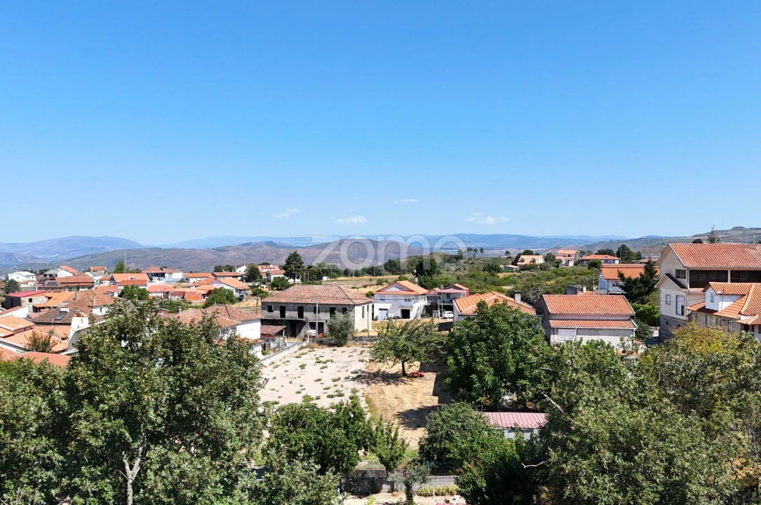 Moradia T4 para Venda em Santo Antonio de Monforte Foto 14