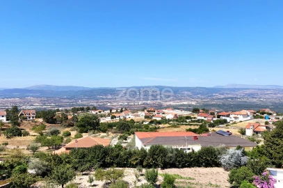 Moradia T4 para Venda em Santo Antonio de Monforte