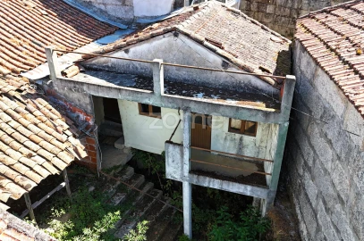 Moradia T4 para Venda em Santo Antonio de Monforte