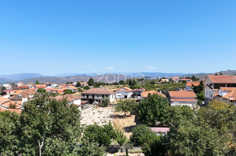 Moradia T4 para Venda em Santo Antonio de Monforte Foto 14
