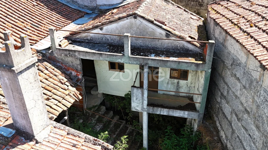 Moradia T4 para Venda em Santo Antonio de Monforte