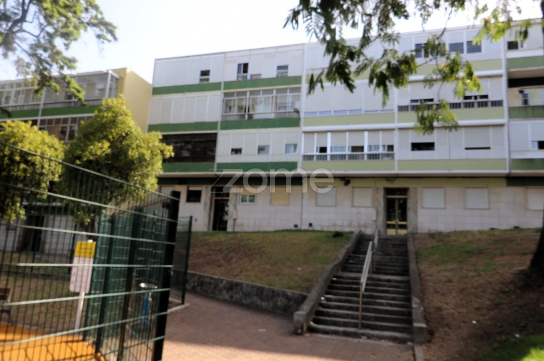 Apartamento T2 para Venda em Venteira Foto 1