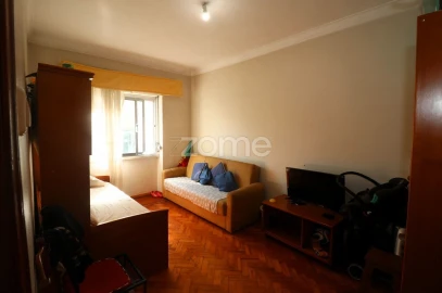Apartamento T2 para Venda em Venteira