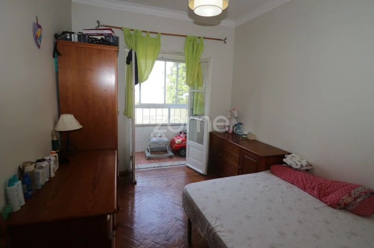 Apartamento T2 para Venda em Venteira Foto 12