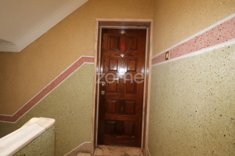 Apartamento T2 para Venda em Venteira Foto 5