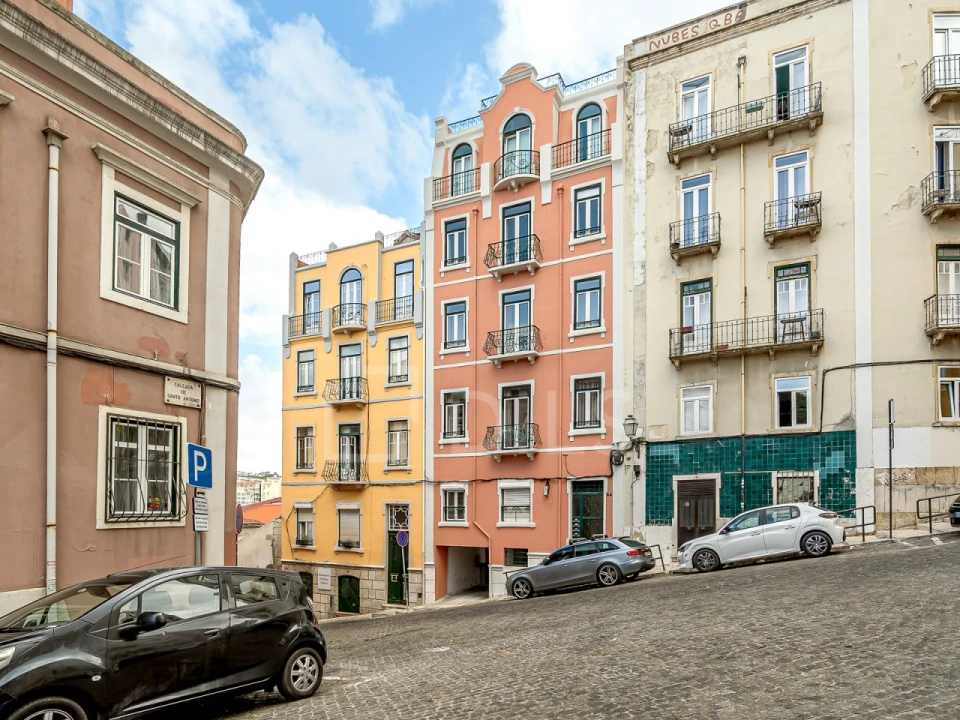 Apartamento T3 para Venda em Santo António Foto 25