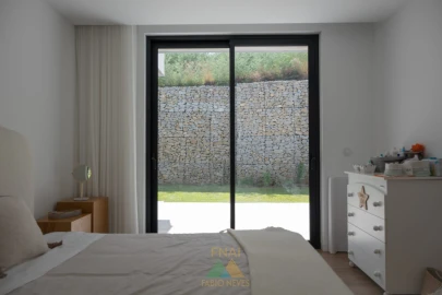Moradia T4 para Venda em São Pedro de Arcos