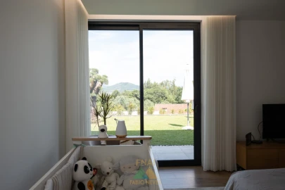 Moradia T4 para Venda em São Pedro de Arcos