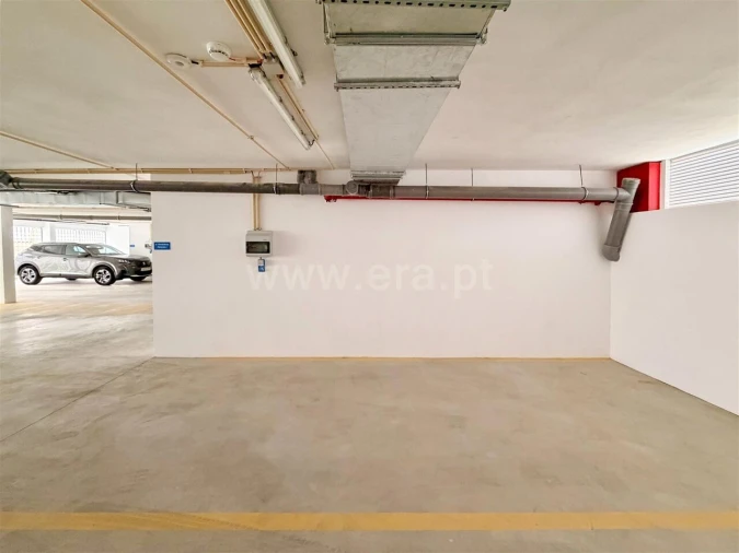 Apartamento T1 para Venda em Oliveira do Douro Foto 15