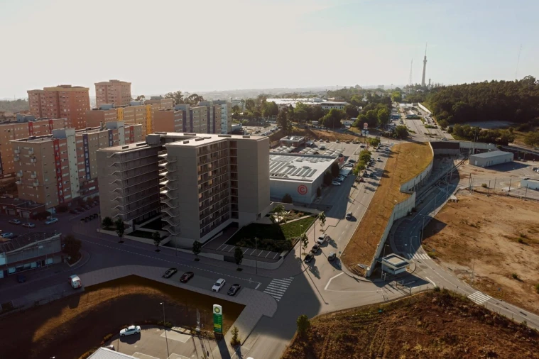Apartamento T1 para Venda em Vilar de Andorinho Foto 3