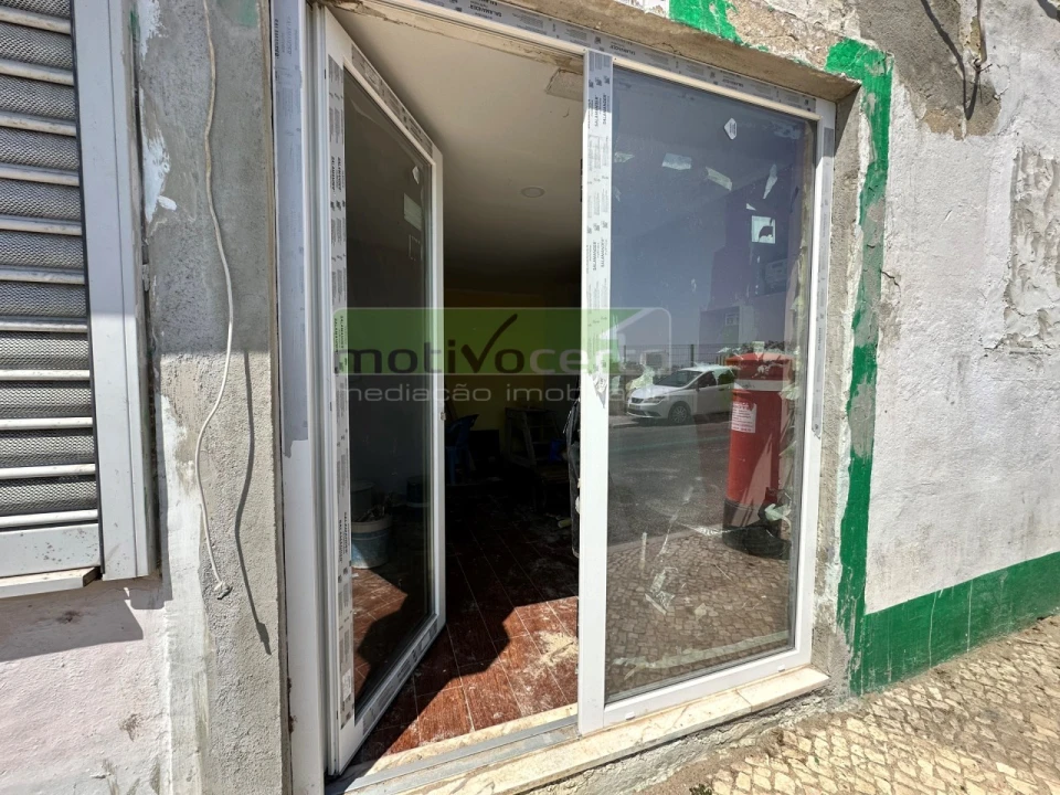 Prédio para Venda em Campolide Foto 2