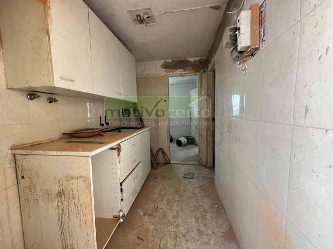 Prédio para Venda em Campolide Foto 8