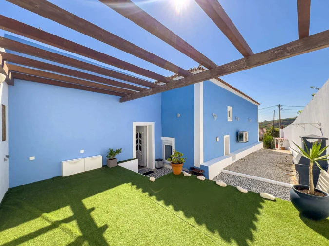 Moradia T3 para Venda em Encarnação Foto 23
