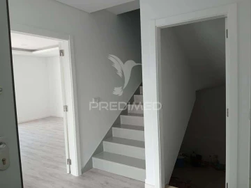 Moradia T3 para Venda em Fernao Ferro