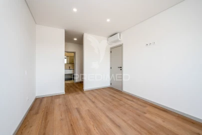 Apartamento T3 para Venda em Samora Correia