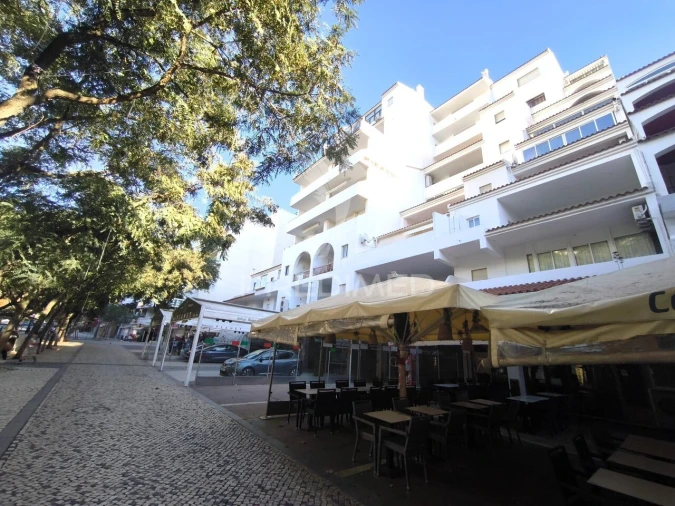 Apartamento T1 para Venda em Albufeira e Olhos de Água Foto 2