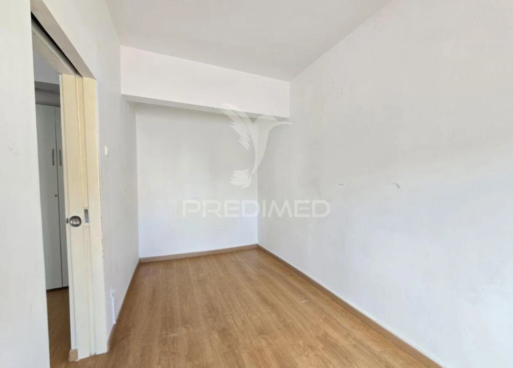 Apartamento T2 para Venda em Águas Livres Foto 8