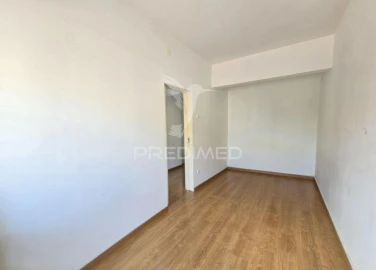 Apartamento T2 para Venda em Águas Livres