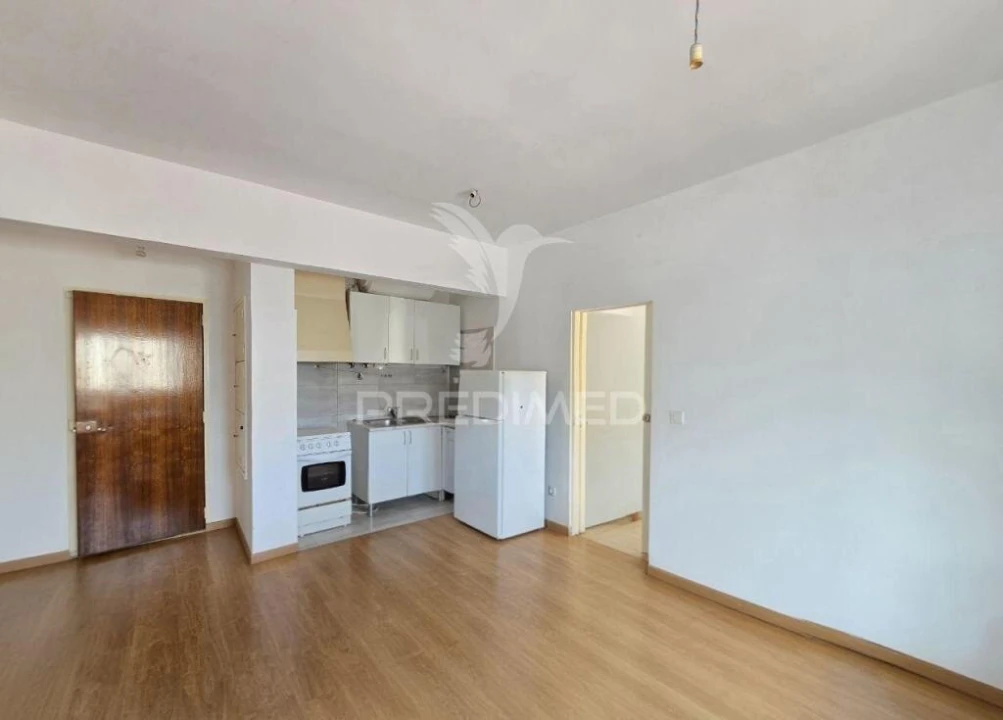 Apartamento T2 para Venda em Águas Livres Foto 1