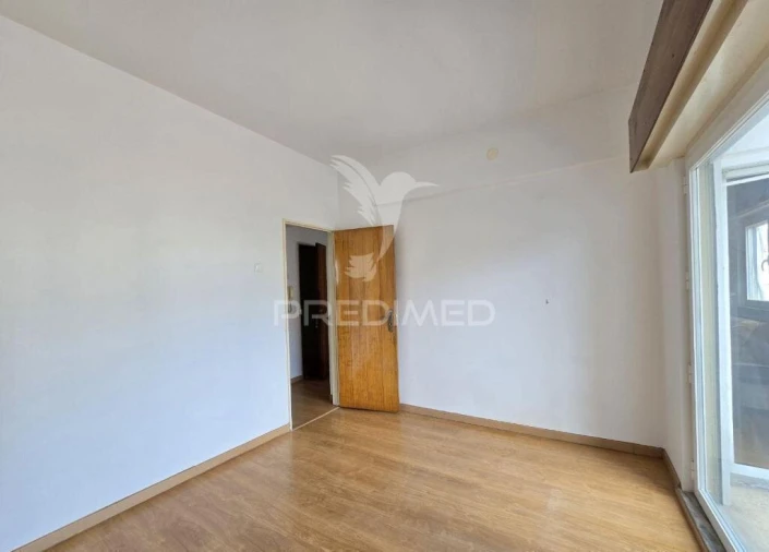 Apartamento T2 para Venda em Águas Livres Foto 15