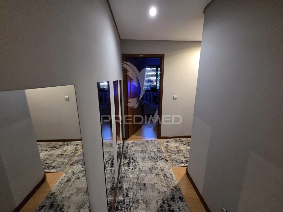 Apartamento T2 para Venda em Oliveira do Douro Foto 11