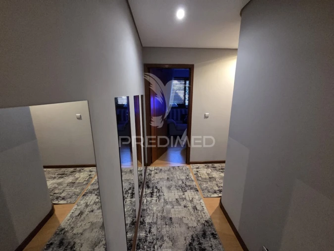 Apartamento T2 para Venda em Oliveira do Douro Foto 11