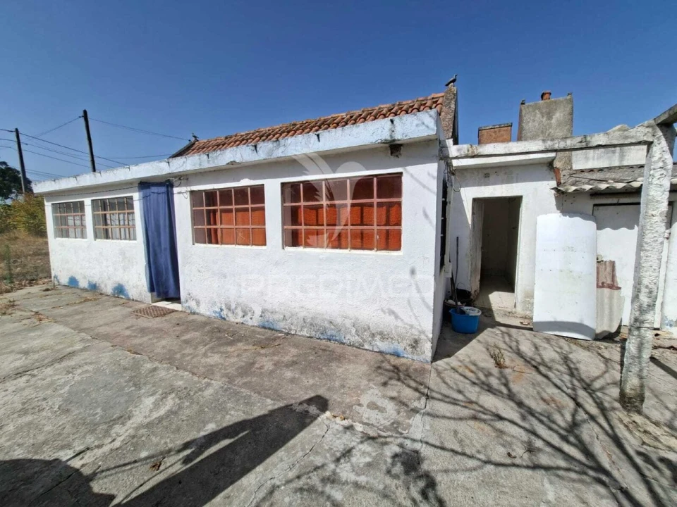 Terreno para Venda em Moita Foto 1