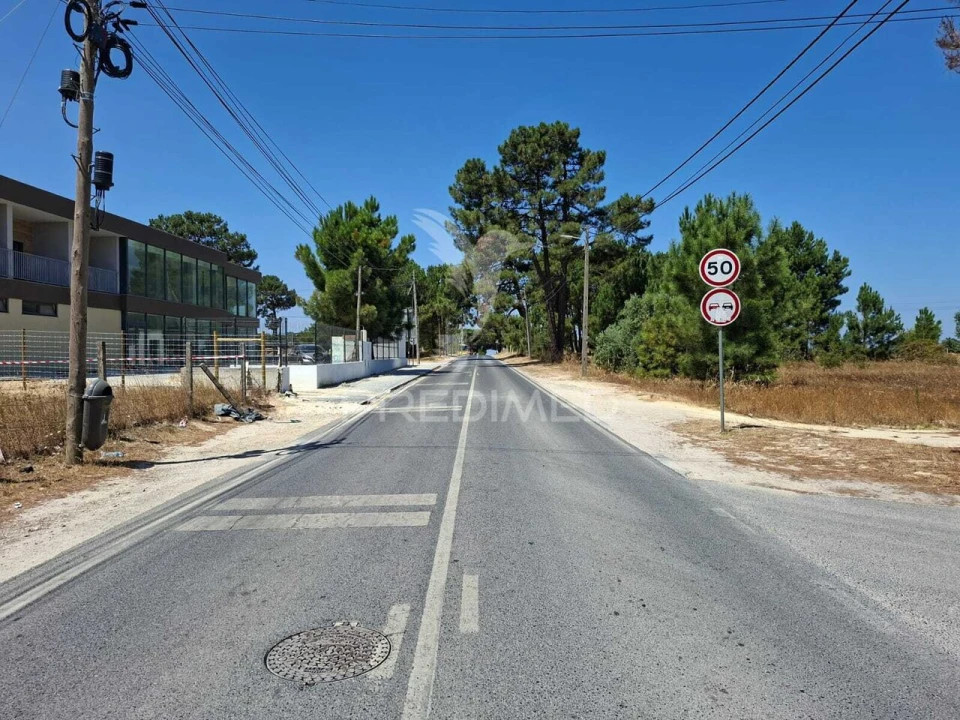Terreno para Venda em Moita Foto 8