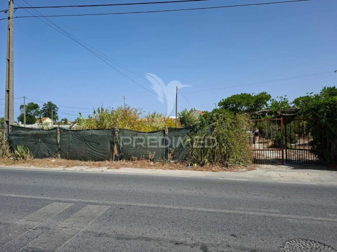 Terreno para Venda em Moita Foto 16