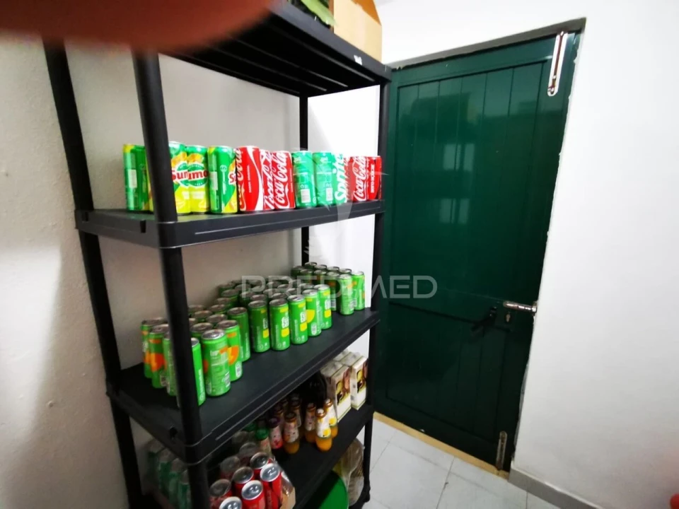 Loja para Venda em Carregueiros Foto 18
