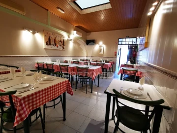 Loja para Venda em Carregueiros