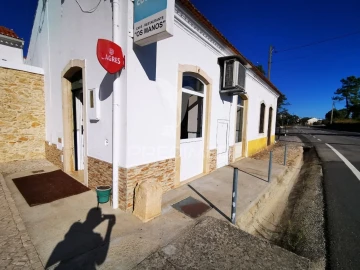 Loja para Venda em Carregueiros