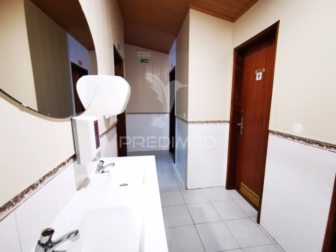 Loja para Venda em Carregueiros Foto 21