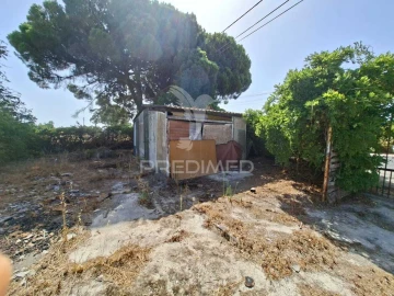 Terreno para Venda em Moita